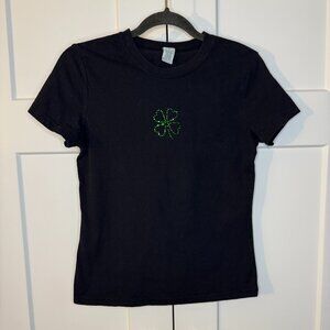 St Patricks Women's Black Short Sleeve T-Shirt Rhinestone Shamrock Baby Tee Sz M